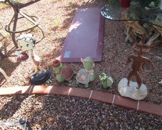 Betty Boop & Friends