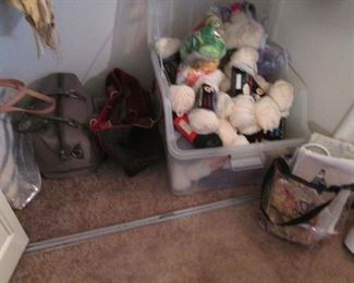 Yarn & Craft Supplies