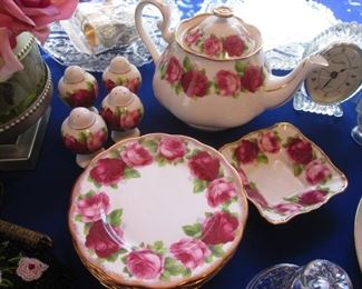 Royal Albert China Tea Pot, 11-Dessert Plates, 4-Salt/Pepper & Small Dish, "Old English Rose"Pattern