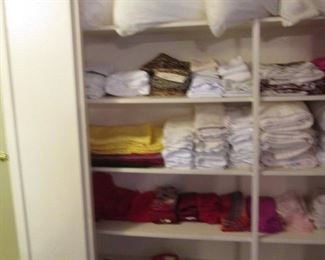 Bath, Bedding & Table Linens