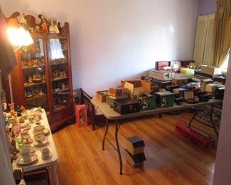 Camera Table, Please See Details on Text!!!