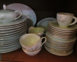 China Set by Kaysons, "Golden Rhapsody"
