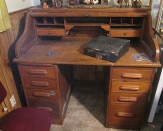 Older Oak Roll Top Desk with Key, 48" X 30"