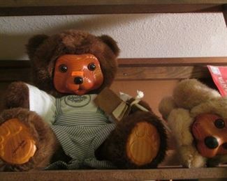 Vintage Robert Raikes Bears