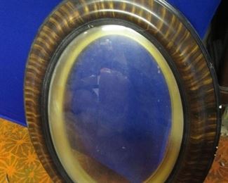 Antique Oval Frame