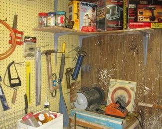 Hand & Power Tools