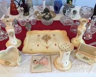 Complete Victorian Vanity Set with original gift card!