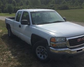 2006 GMC Sierra Work Truck. 2wd, 102,000 Miles, New Tires, fuel pump, gas lines, and more!