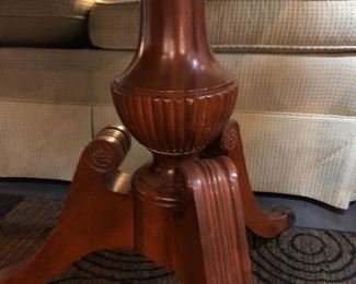 Duncan phyfe Dining table mahogany double pedestal 