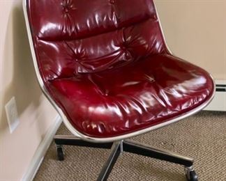 Knoll chair 