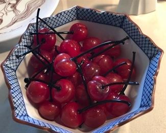 Glass cherries 