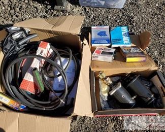 113: Lot of Misc. Car Parts
Lot of Misc. Car Parts