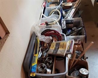 127:
Aluminum Pistons Heads, Rods, Carbs, Gaskets, Flywheels, and Much More
Also Includes chevy steering wheels, radios, AC Delco sparkplugs, Rain X windshield wipers