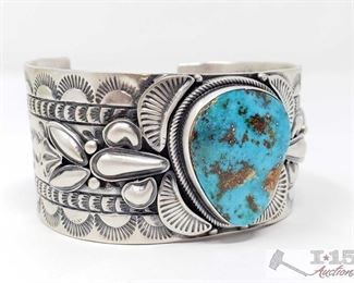 280: Sheila Tso Candelaria Turquoise Heavy Stamp Bump Out, 102.3g
Sterling Silver | Genuine Candelaria Turquoise | Sheila Tso Candelaria Turquoise Heavy Stamp Bump Out Wide Cuff Bracelet | Navajo Native American Southwest Indian Jewelry | Dimensions: Bracelet: 6" inner, 1" gap, 7" total, 1.25" face width | Signed: S Tso, Weighs approx 102.3g
Metal Type: Sterling Silver
Gemstones: Turquoise
Low Estimate: 900
High Estimate: 1500