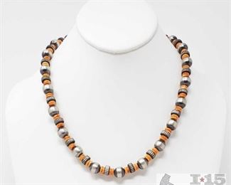 313:
Navajo Sterling Silver Pearl, Sterling & Spiny Oyster Shell Beaded Necklace
Navajo Sterling Silver Pearl, Sterling & Spiny Oyster Shell Beaded Necklace weighs approx 41.5g measures approx 9"