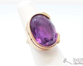 499:
Vintage 14kt Rose Gold Amethyst Ring Stone 6+ct.
Vintage 14kt Rose Gold Amethyst Ring Stone 6+ct. Weighs approx 8g approx size 6