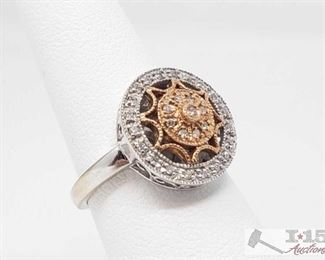516:
14k White Gold and Rose Gold Diamond Ring, 4.3g
14k White Gold with Diamonds Ring weighs approx 4.3g approx size 6