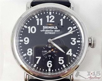 705:
Shinola Argonite-1069 Watch In Wonderful and Working Condition 47 mm
Shown here is a VERY nice Shinola Argonite 1069 Detroit watch from the Runwell collection, 47mm stainless steel case with double curve sapphire crystal and screw-down crown. Detroit-built with Swiss parts, water resistant up to 160ft. Serial Number S01 001 10037
OS19-018517.61