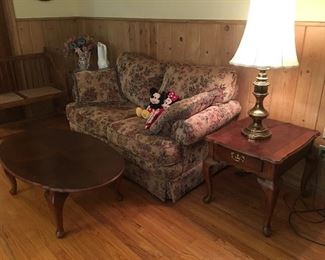 Coffee & side tables
