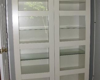 white shelf unit