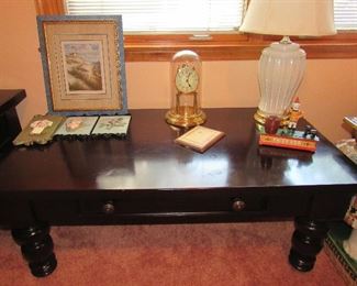 turned leg coffee table w/drawer and end tables