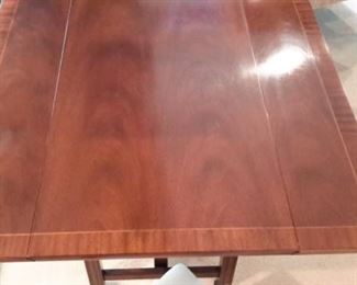 Ethan Allen Knob Creek fine home furnishings with 2 accent/game chairs in excellent condition! Stunning Baker drop leaf banded game table!