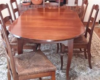 Oh la la! C’est magnifique! The French Country Dining Room Chair(6) is a knockout ladderback chair done in the classic French country style. Break baguettes and open a bottle of wine with friends and family as you share stories of the day’s events from the comfort of your French Country Dining Room Chair with Dingin table oval or round! Bon appetit!
FEATURES:
French country design
Ladderback style
Stunning legs
Rush Seats