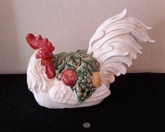 Beautiful ceramic rooster...no chips or cracks!