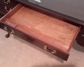 Ethan Allen office desk with glass topper and 3 drawers.