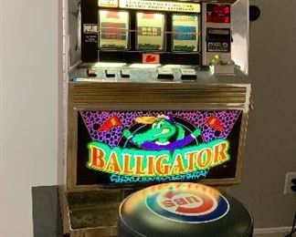 Bally "Balligator" Slot Machine.  Very good condition.  Professionally maintained.   32" x 18" x 18".  Approx 200 lbs.
