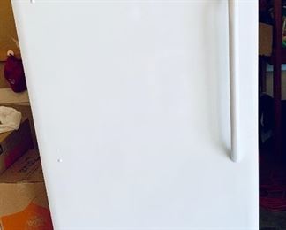 Refrigerator OR Freezer - great for cooks or bakers!  Select mode!