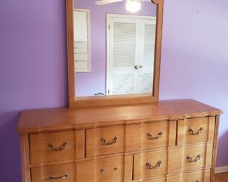 Stanley Furniture Dresser with Mirror https://ctbids.com/#!/description/share/209017