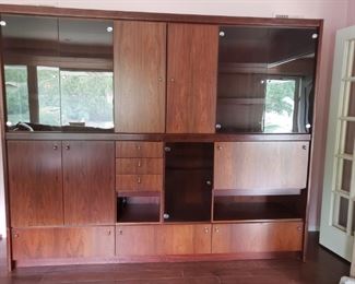 Rosewood Wall Unit https://ctbids.com/#!/description/share/212146