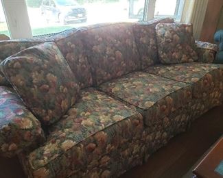 The Sofa Factory Sofahttps://ctbids.com/#!/description/share/213950
