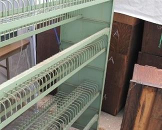Interesting large rack, would hold lp records.