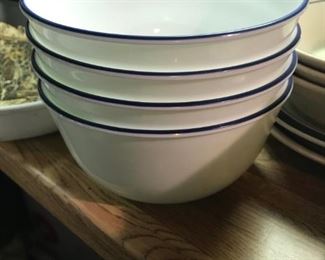 White w/blue rim bowls