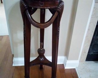 Mahogany Finished Plant Stand