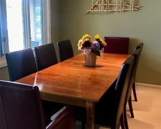 9 piece Dining Room Set, Cherry top has 2 leafs.