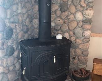 Cast iron stove, Vermont Casting “Defiant”