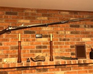 Beautiful antique Springfield 1852 musket with bayonet