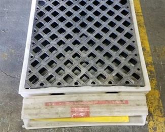 Containment Pallet