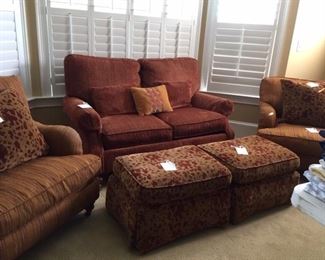 nice club chairs, ottomans, loveseat