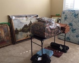 more linens, prints