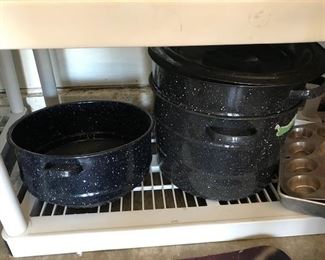 MULTIDIMENSIONAL PANS FOR CANNING.