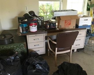 metal desk MCM