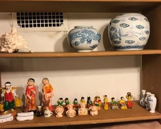 Delft Figurines and Dutch & Asian collectibles 