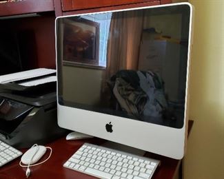 Apple- Mac Computer (All in One) #A1224 w/ Wireless Mouse & Keyboard Wiped & Ready!