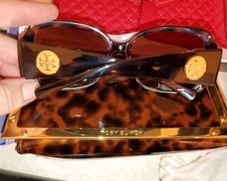 Tory Burch Sunnies