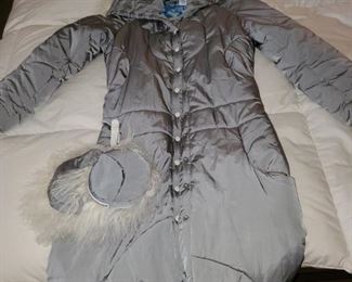 SEE?!!!!Long stylish puffer in steel gray