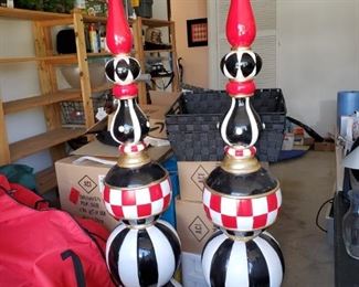What a holiday statement these will make at your front door this season!